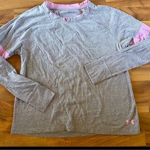Long Sleeve Under Armour T-Shirt Medium